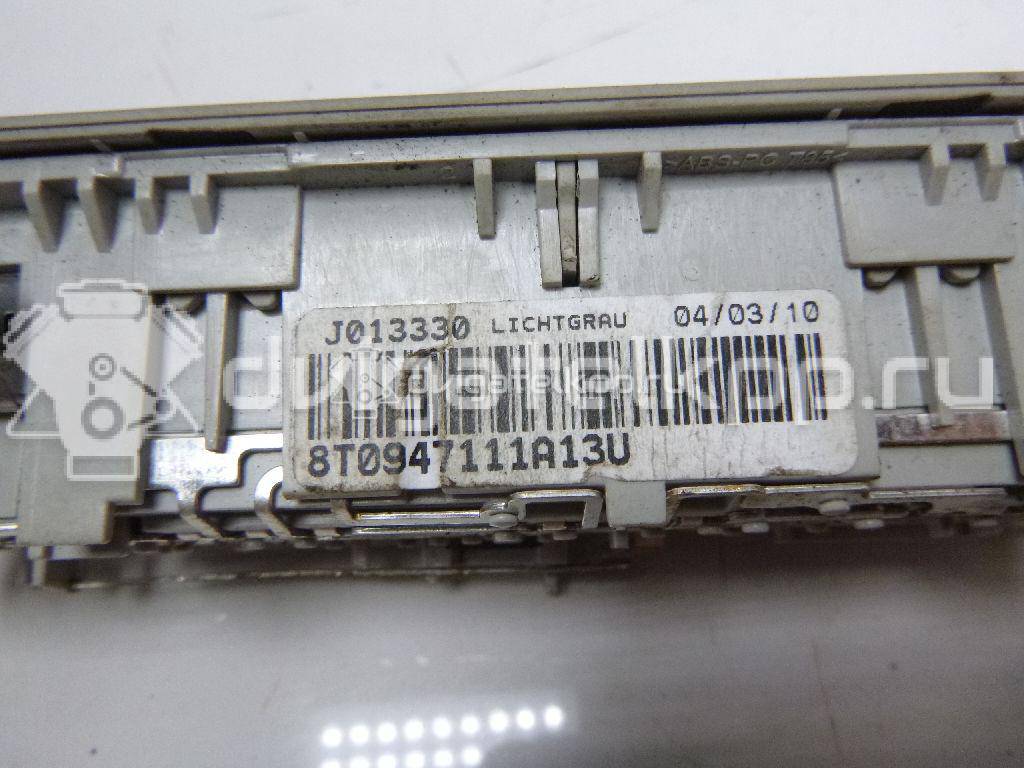 Фото Плафон салонный  8t0947111a13u для audi A4 [B8] {forloop.counter}}