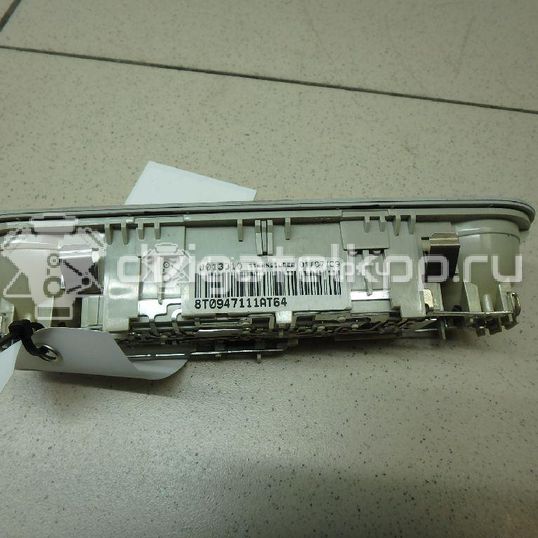 Фото Плафон салонный  8t0947111at64 для audi A4 [B8]