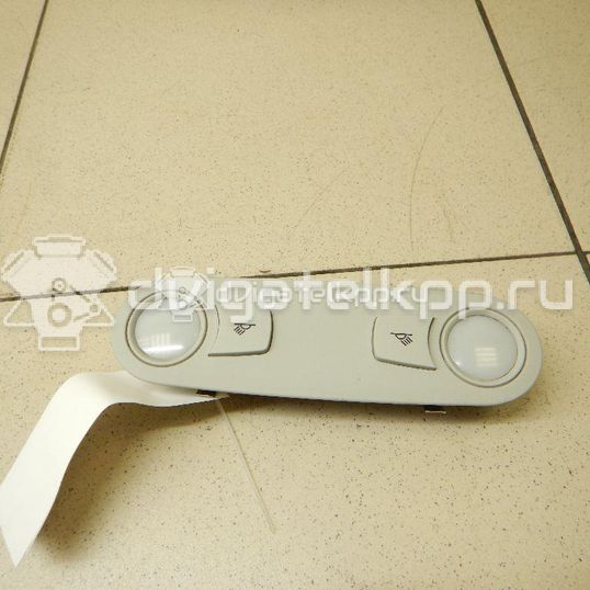Фото Плафон салонный  8t0947111at64 для audi A4 [B8]