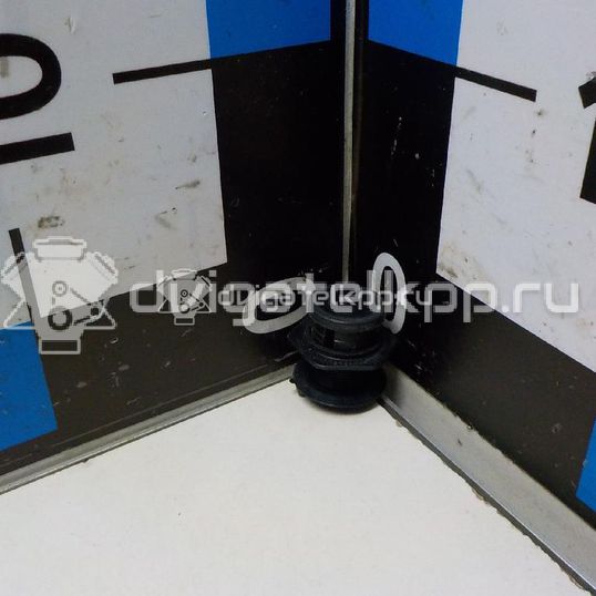 Фото Отбойник капота  8T0823433B для audi A4 [B8]