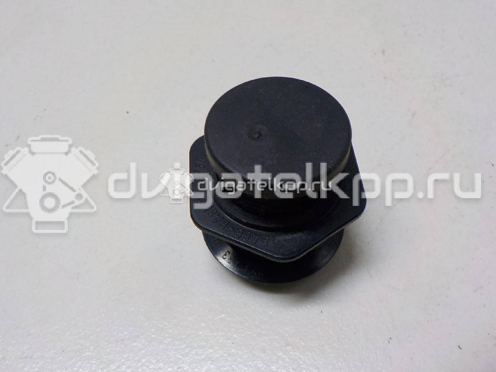Фото Отбойник капота  8T0823433B для audi A4 [B8] {forloop.counter}}