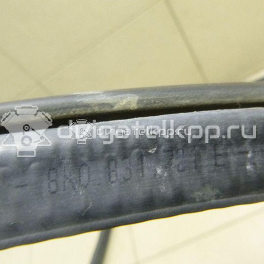 Фото Уплотнитель (внутри)  8k0831721e для audi A4 [B8]
