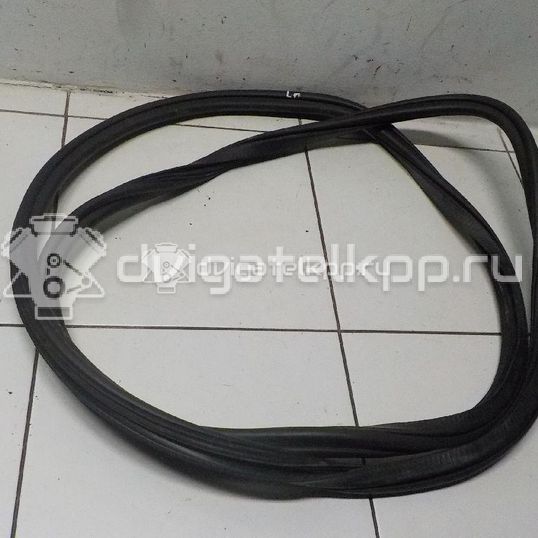 Фото Уплотнитель (внутри)  8k0831721e для audi A4 [B8]