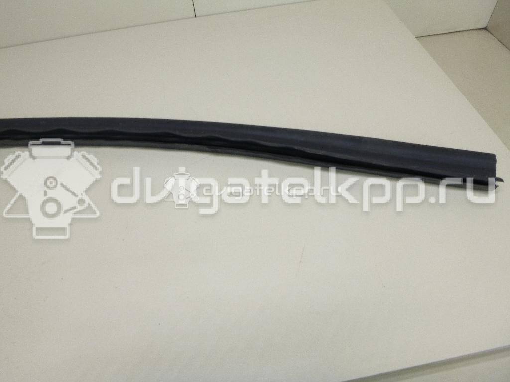 Фото Уплотнитель (внутри)  8T0823723B для audi A4 [B8] {forloop.counter}}