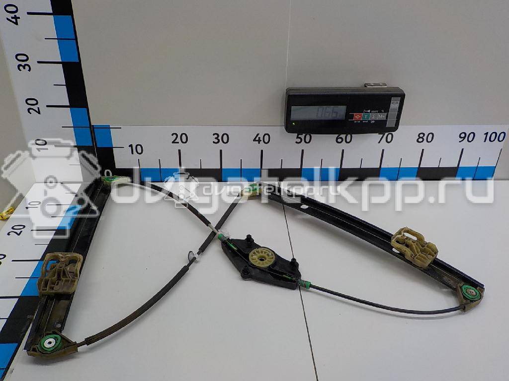 Фото Стеклоподъемник электр. передний правый  8k0837462 для Audi A4 {forloop.counter}}