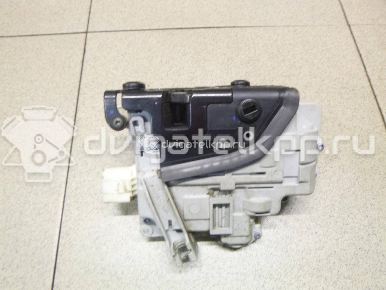 Фото Замок двери задней левой  8K0839015 для Audi A4 {forloop.counter}}
