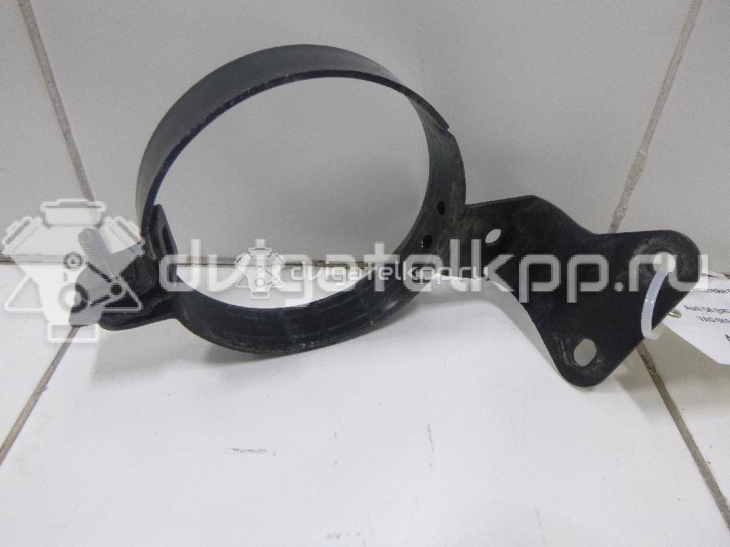 Фото Кронштейн бачка гидроусилителя  8K0422162P для audi A4 [B8] {forloop.counter}}