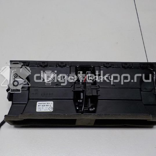 Фото Дефлектор воздушный  8T1820951CWVF для audi A4 [B8]