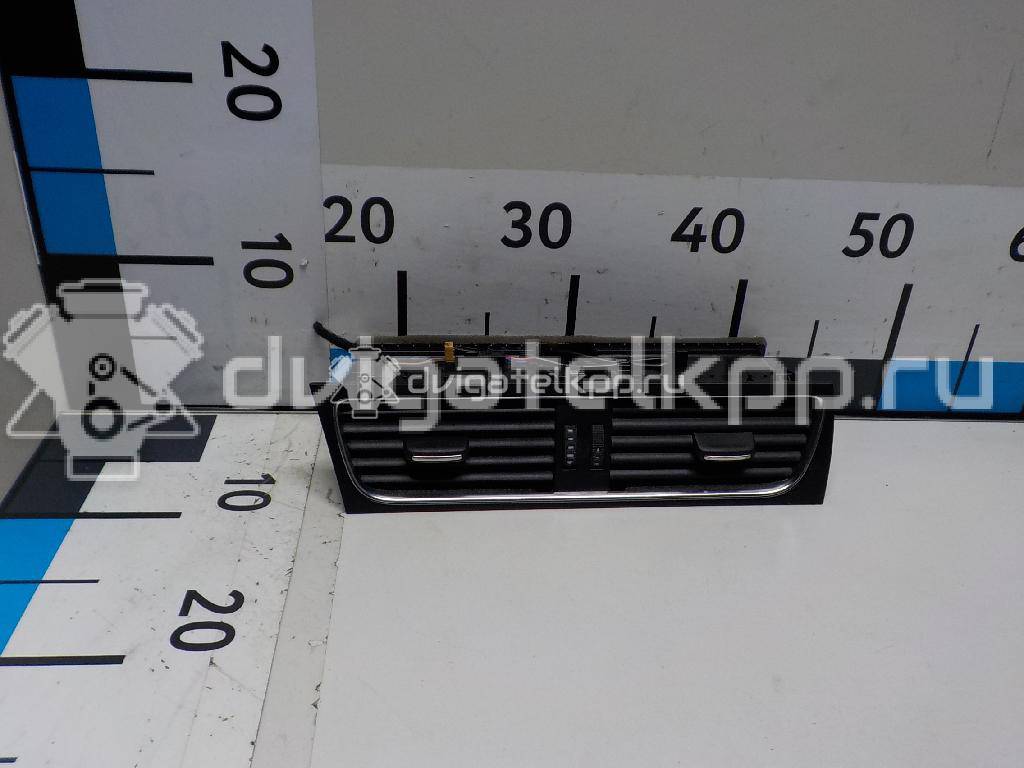 Фото Дефлектор воздушный  8T1820951CWVF для audi A4 [B8] {forloop.counter}}