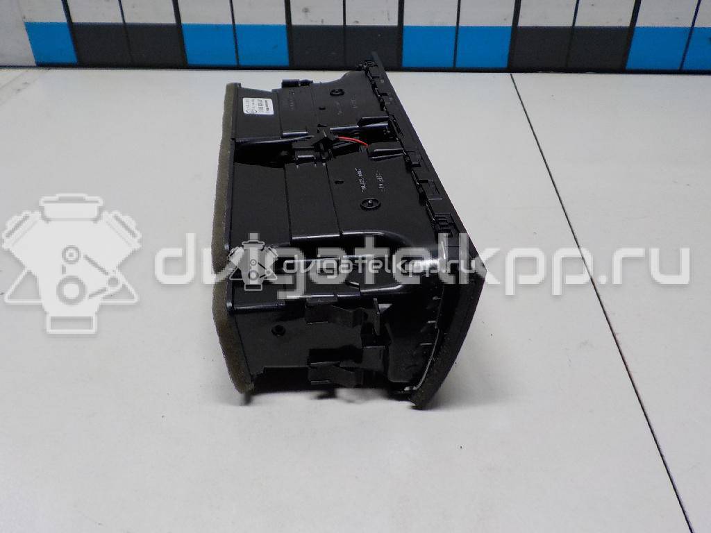 Фото Дефлектор воздушный  8T1820951CWVF для audi A4 [B8] {forloop.counter}}