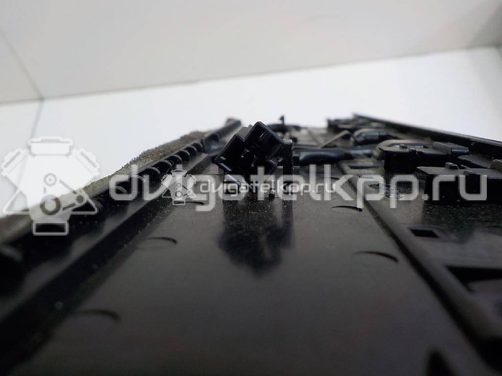 Фото Дефлектор воздушный  8T1820951CWVF для audi A4 [B8] {forloop.counter}}