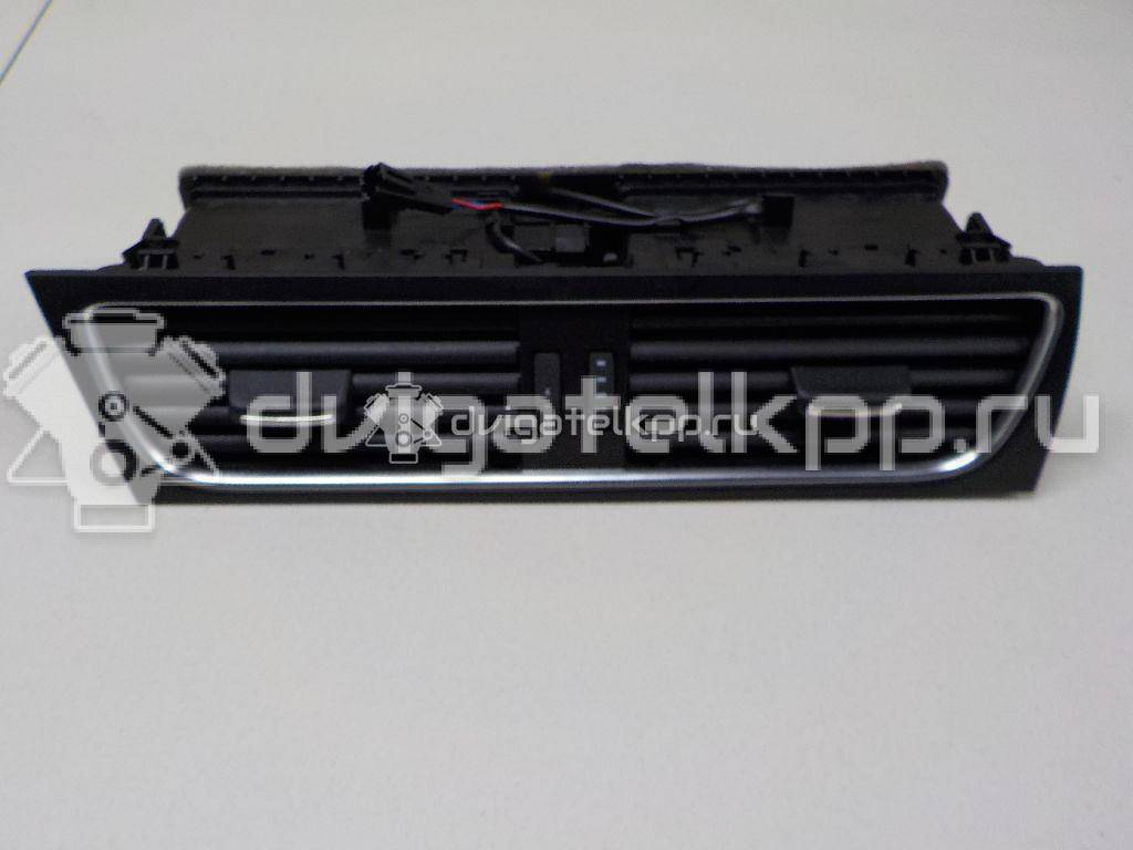 Фото Дефлектор воздушный  8T1820951CWVF для audi A4 [B8] {forloop.counter}}
