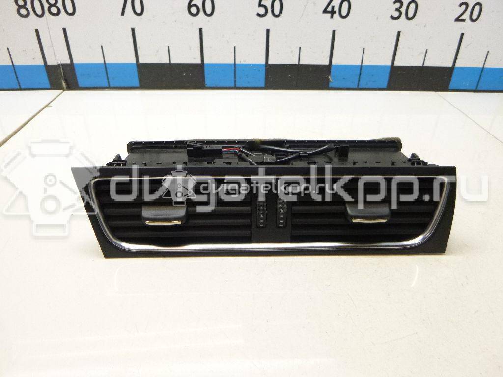 Фото Дефлектор воздушный  8T1820951CWVF для audi A4 [B8] {forloop.counter}}