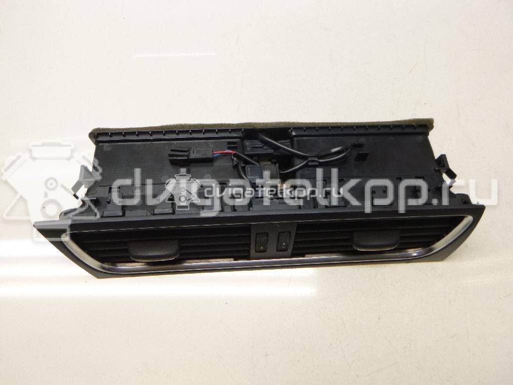Фото Дефлектор воздушный  8T1820951CWVF для audi A4 [B8] {forloop.counter}}