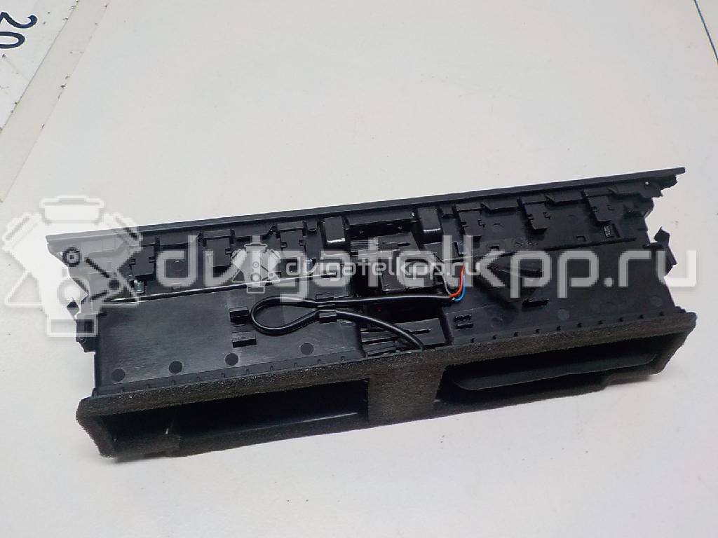 Фото Дефлектор воздушный  8t1820951cwvf для audi A4 [B8] {forloop.counter}}