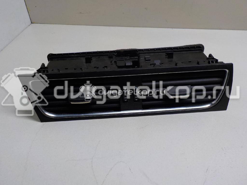 Фото Дефлектор воздушный  8t1820951cwvf для audi A4 [B8] {forloop.counter}}