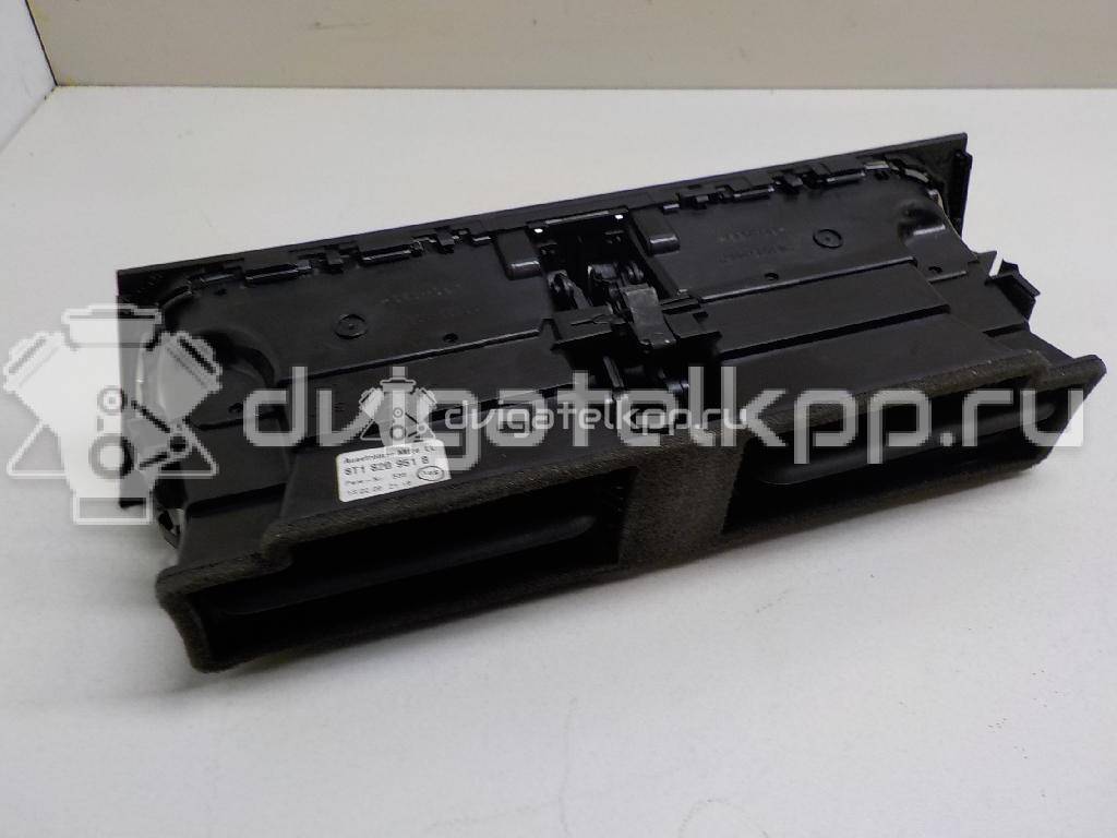 Фото Дефлектор воздушный  8t1820951cwvf для audi A4 [B8] {forloop.counter}}