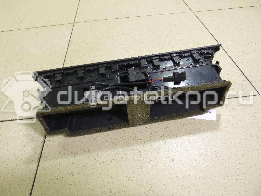 Фото Дефлектор воздушный  8t1820951cwvf для audi A4 [B8] {forloop.counter}}