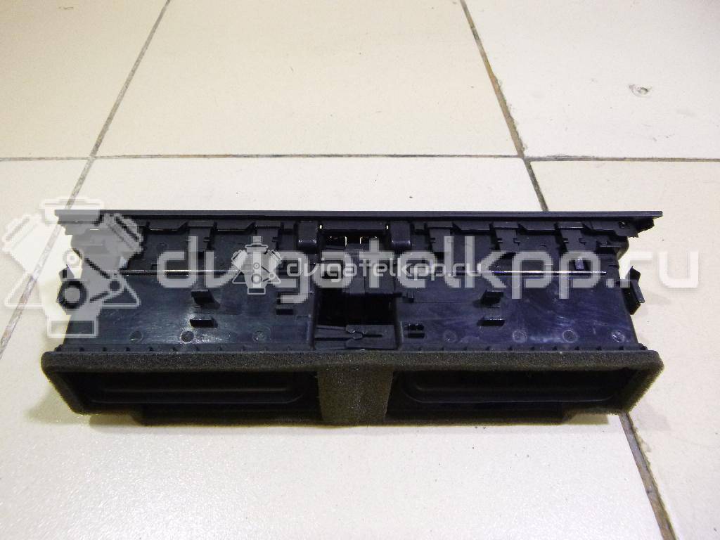 Фото Дефлектор воздушный  8t1820951cwvf для audi A4 [B8] {forloop.counter}}