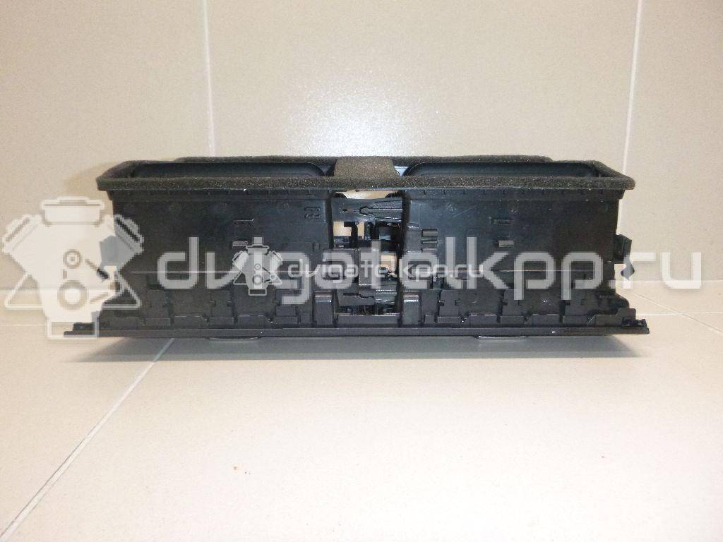 Фото Дефлектор воздушный  8T1820951CWVF для audi A4 [B8] {forloop.counter}}