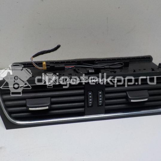 Фото Дефлектор воздушный  8T1820951CWVF для audi A4 [B8]