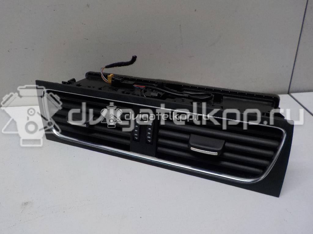 Фото Дефлектор воздушный  8T1820951CWVF для audi A4 [B8] {forloop.counter}}