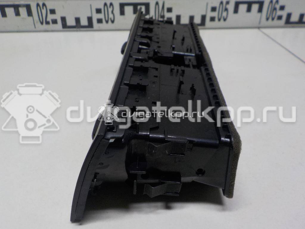 Фото Дефлектор воздушный  8t1820951cwvf для audi A4 [B8] {forloop.counter}}