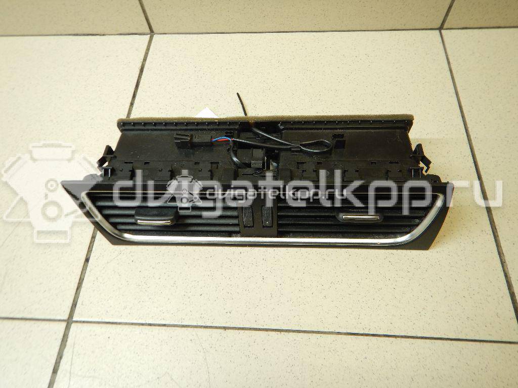 Фото Дефлектор воздушный  8t1820951cwvf для audi A4 [B8] {forloop.counter}}