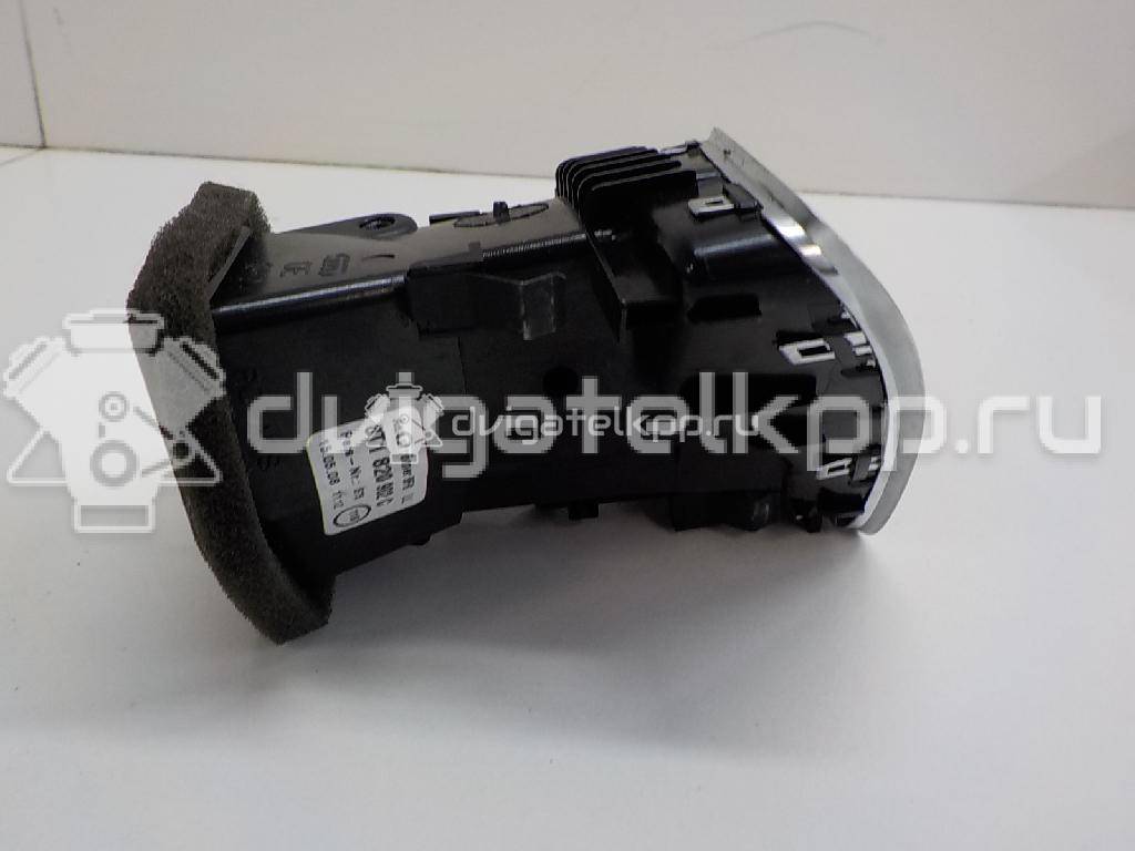 Фото Дефлектор воздушный  8T1820902CWVF для audi A4 [B8] {forloop.counter}}