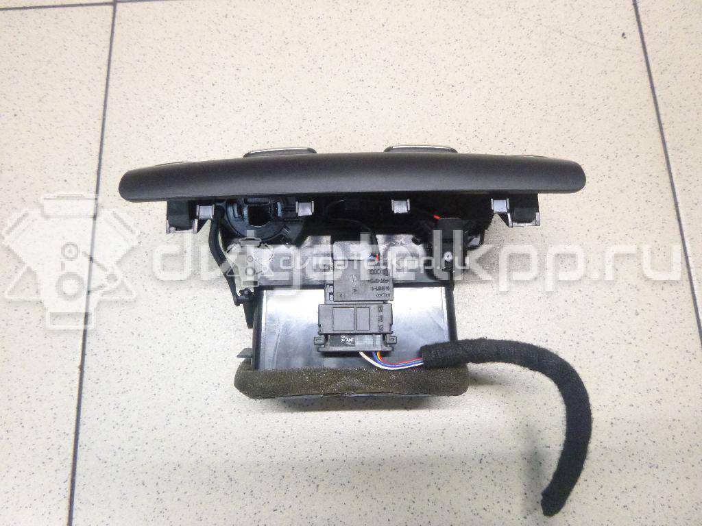 Фото Дефлектор воздушный  8K0819203EWVF для audi A4 [B8] {forloop.counter}}