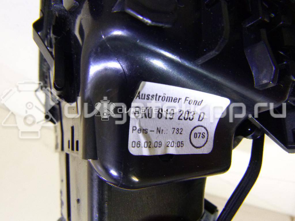 Фото Дефлектор воздушный  8k0819203ewvf для audi A4 [B8] {forloop.counter}}