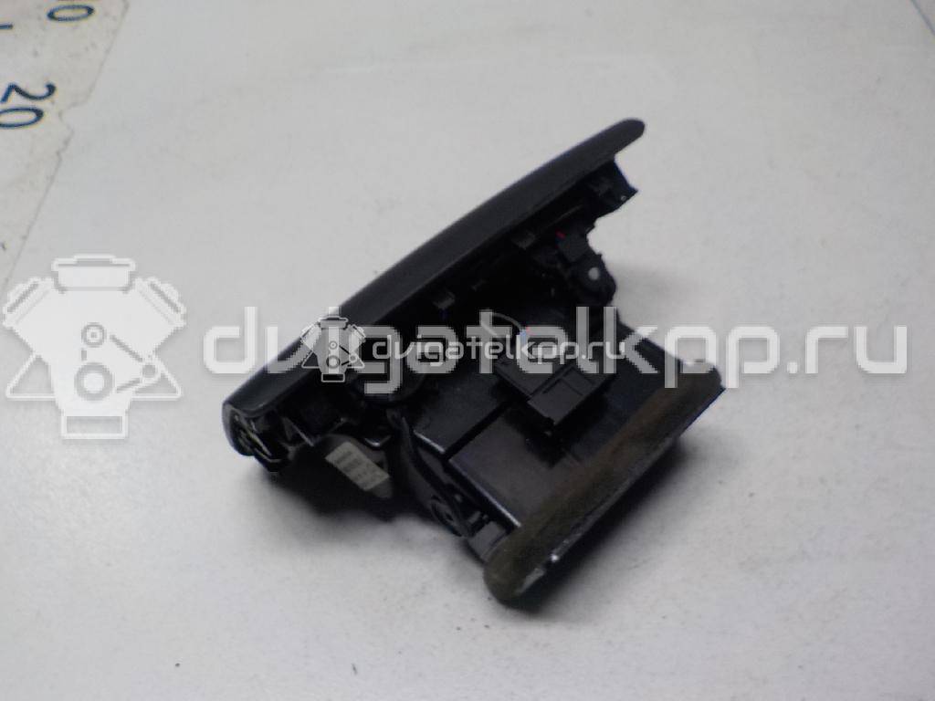 Фото Дефлектор воздушный  8K0819203EWVF для audi A4 [B8] {forloop.counter}}