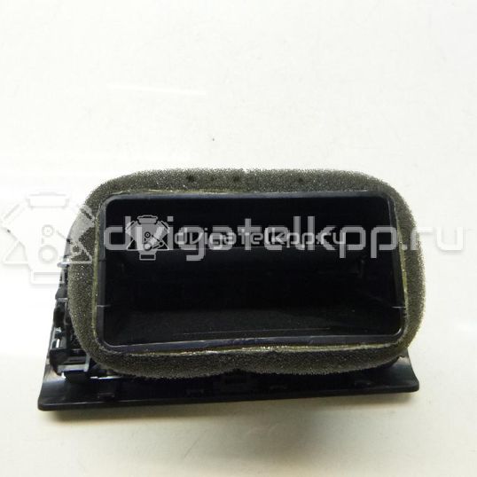 Фото Дефлектор воздушный  8K0819203EWVF для audi A4 [B8]