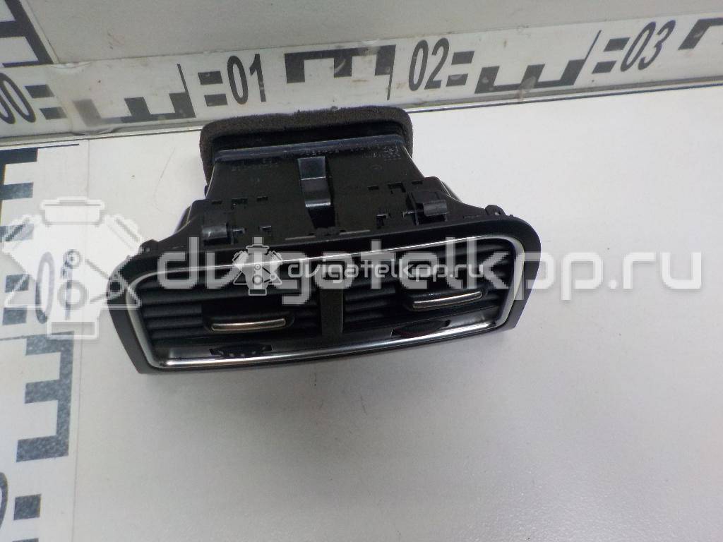 Фото Дефлектор воздушный  8K0819203EWVF для audi A4 [B8] {forloop.counter}}