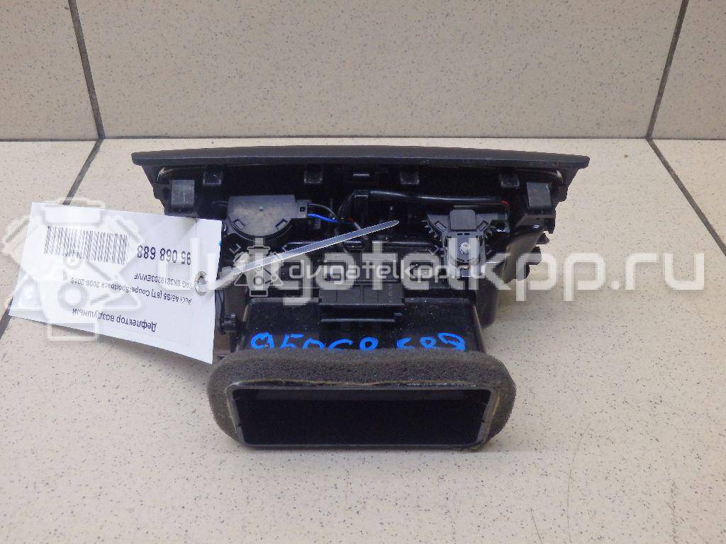 Фото Дефлектор воздушный  8K0819203EWVF для audi A4 [B8] {forloop.counter}}