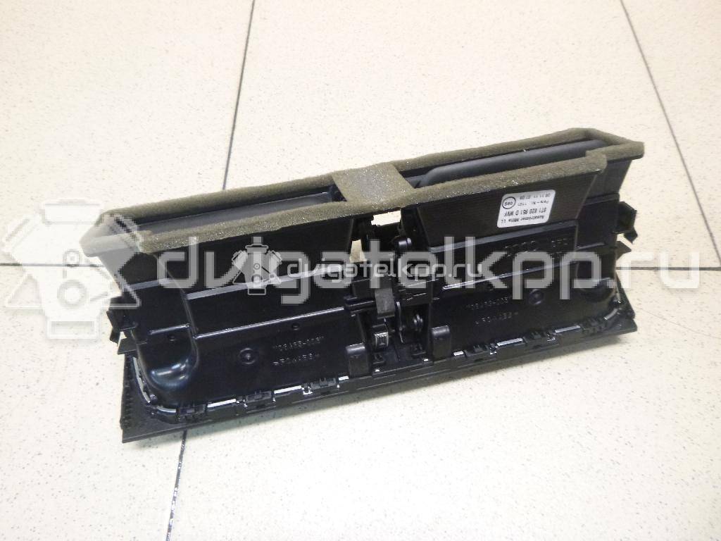 Фото Дефлектор воздушный  8t1820951ewvf для audi A4 [B8] {forloop.counter}}