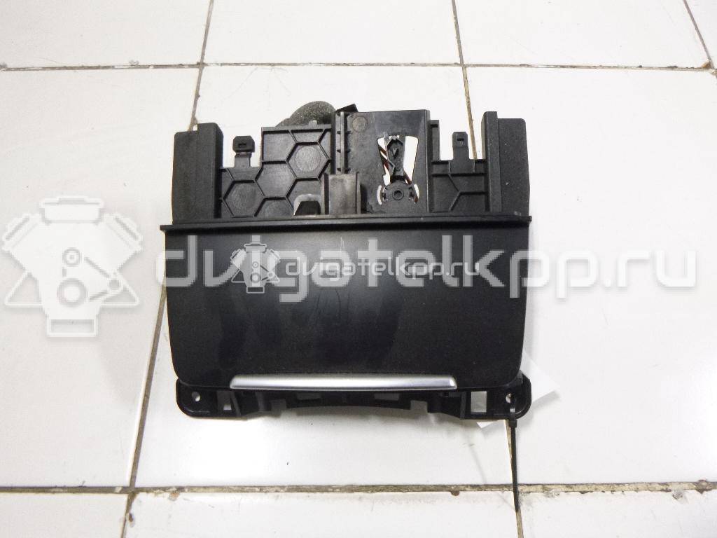 Фото Пепельница передняя  8K0857951CV10 для audi A4 [B8] {forloop.counter}}