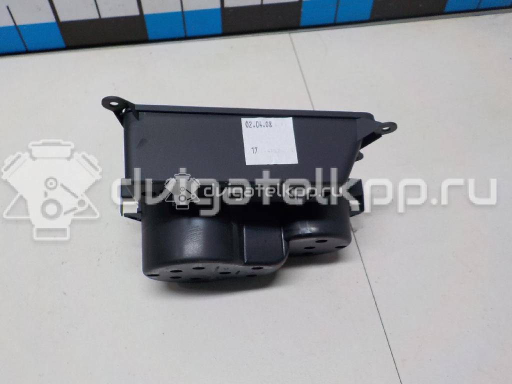 Фото Подстаканник  8K08625336PS для audi A4 [B8] {forloop.counter}}