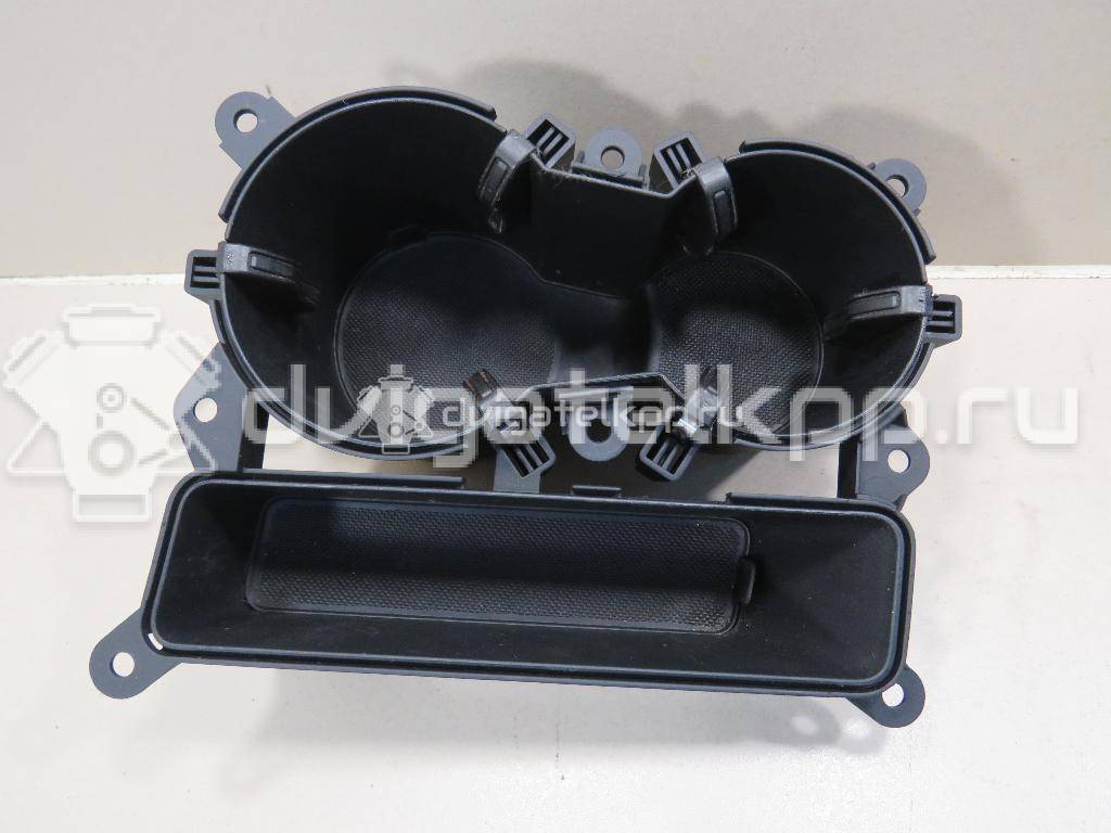 Фото Подстаканник  8K0862533B6PS для audi A4 [B8] {forloop.counter}}