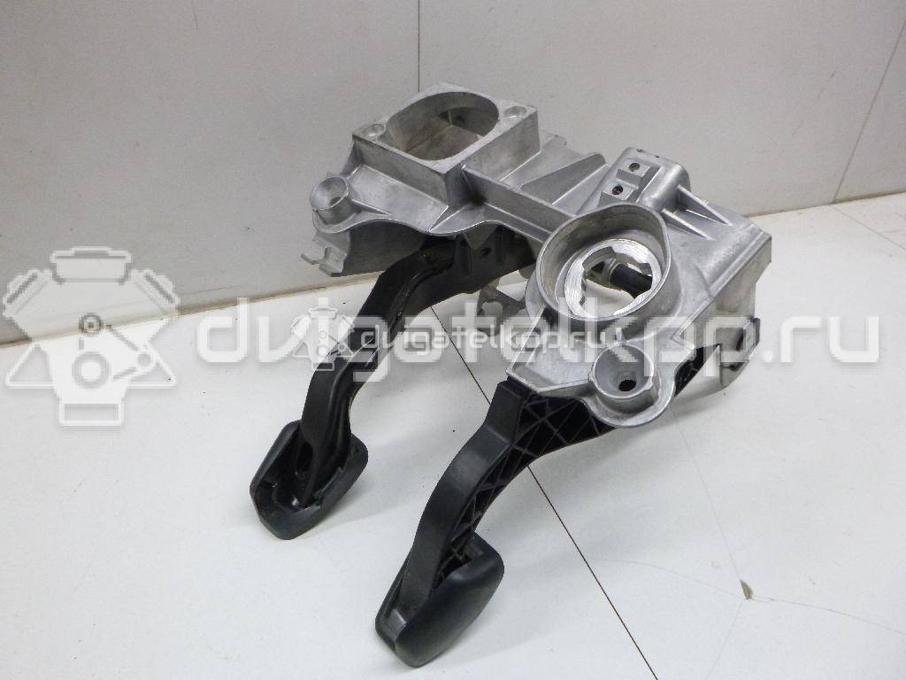 Фото Блок педалей  8K1721117 для audi A4 [B8] {forloop.counter}}