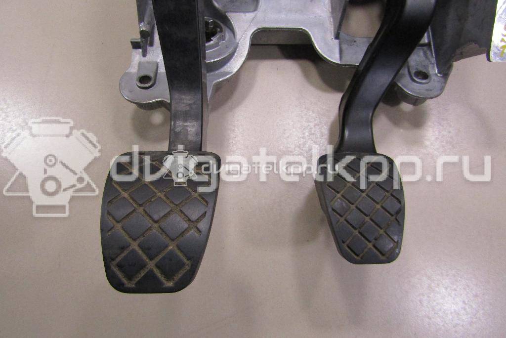 Фото Блок педалей  8K1721117 для audi A4 [B8] {forloop.counter}}