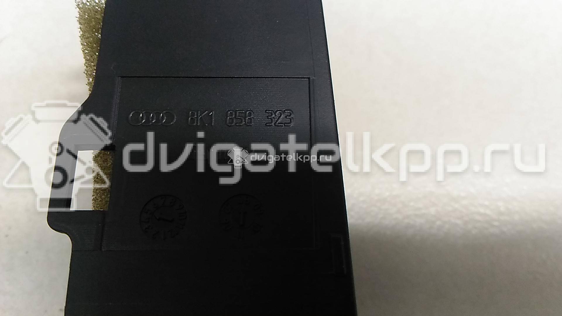 Фото Ящик передней консоли  8k1858323 для audi A4 [B8] {forloop.counter}}