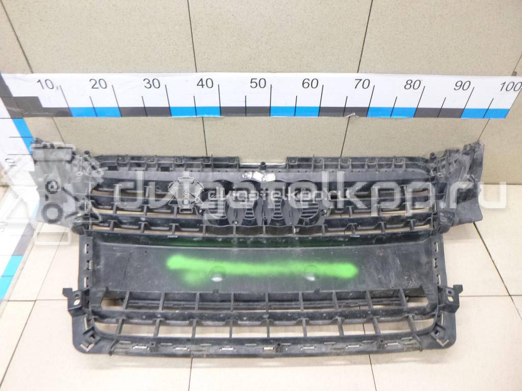 Фото Решетка радиатора  8k08536511qp для Audi A4 {forloop.counter}}