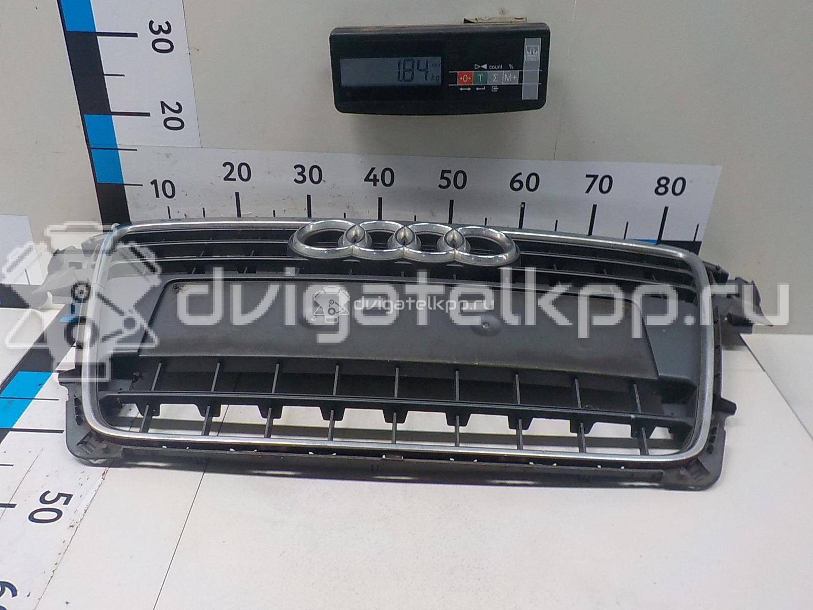 Фото Решетка радиатора  8K0853651 для Audi A4 {forloop.counter}}