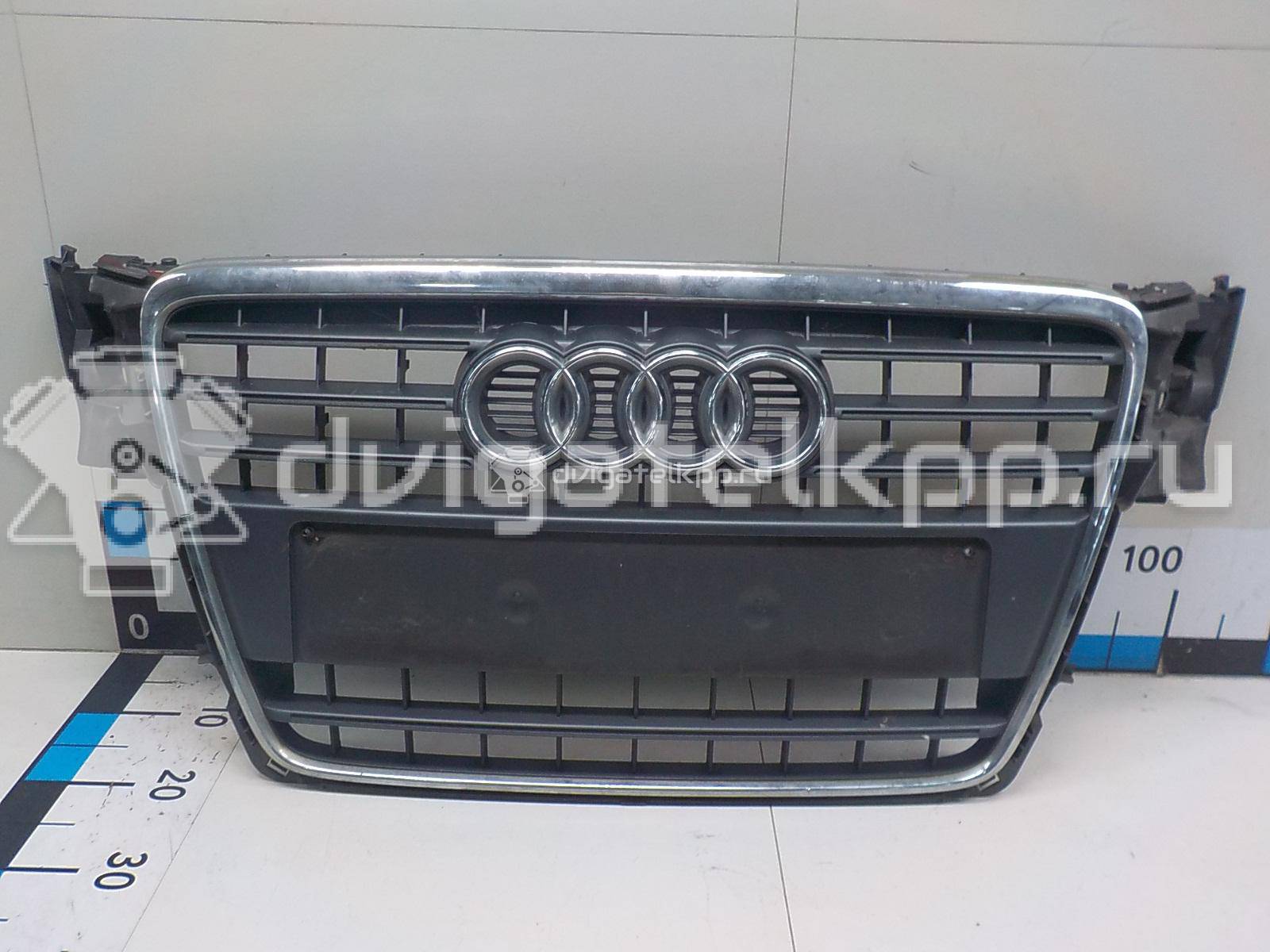 Фото Решетка радиатора  8K0853651 для Audi A4 {forloop.counter}}