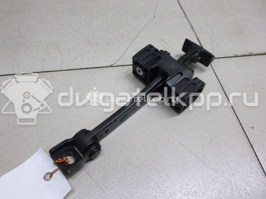 Фото Ограничитель двери  8k0839249b для audi A4 [B8] {forloop.counter}}