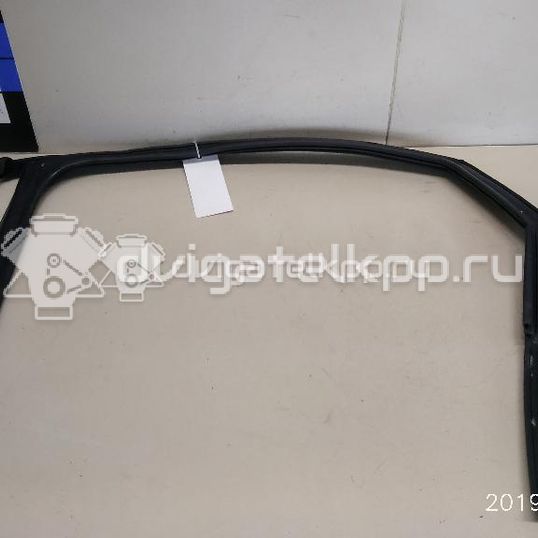 Фото Уплотнитель стекла двери  8K5839440F для audi A4 [B8]