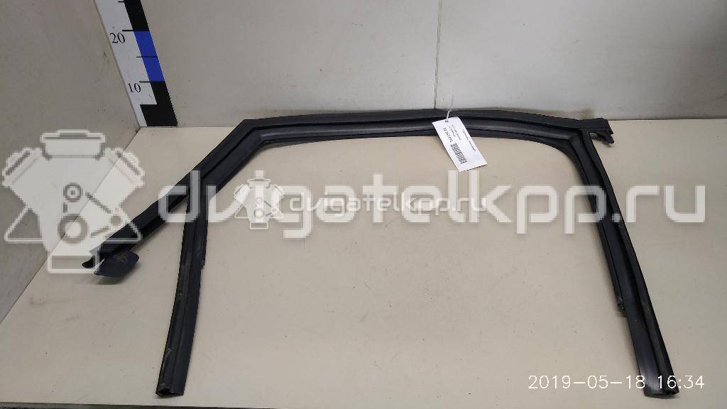 Фото Уплотнитель стекла двери  8K5839440F для audi A4 [B8] {forloop.counter}}