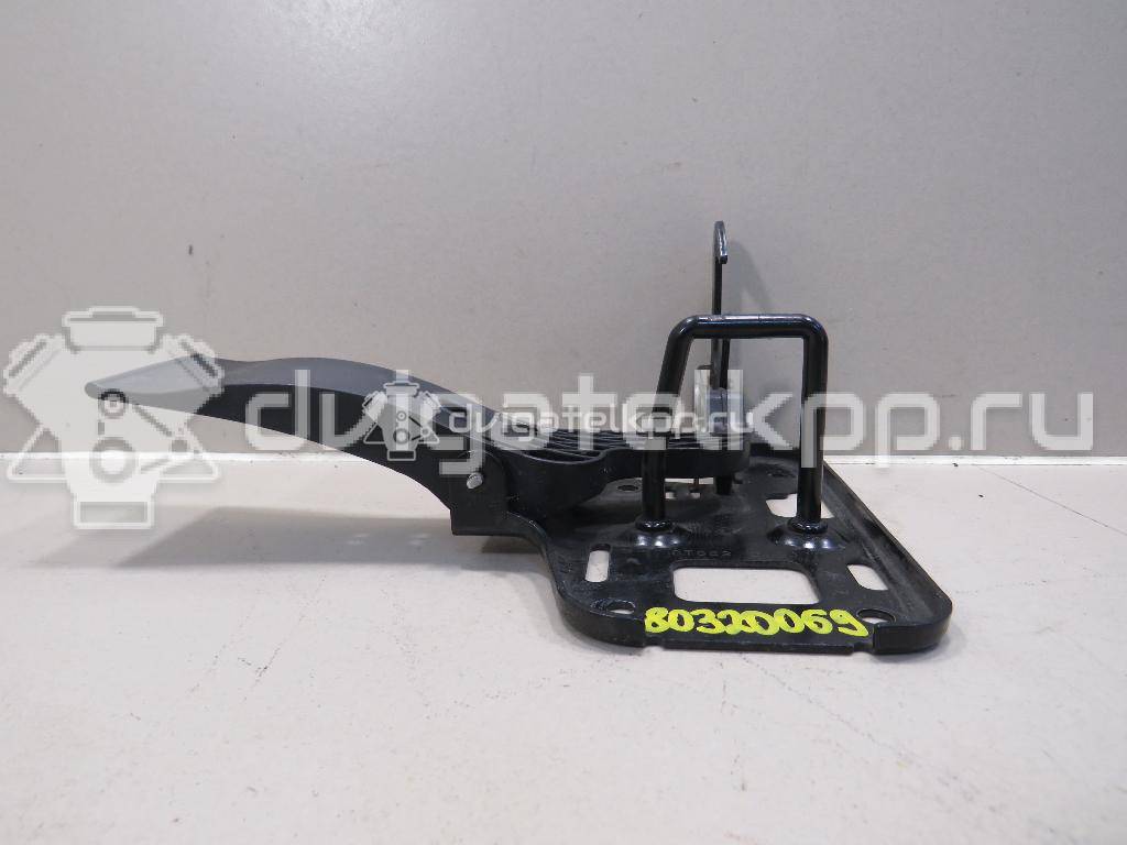 Фото Крючок капота  8T0823480 для audi A4 [B8] {forloop.counter}}