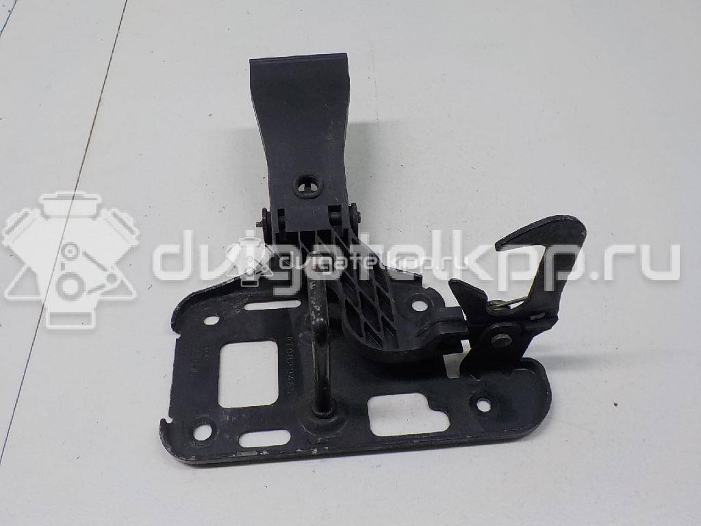 Фото Крючок капота  8T0823480 для audi A4 [B8] {forloop.counter}}